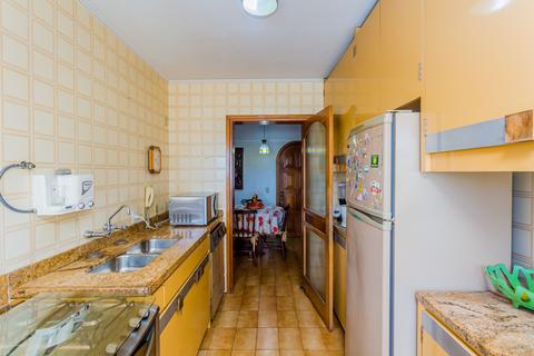 Image 44 - 226799