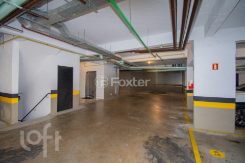 Image 23 - 226900