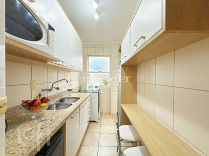 Image 21 - 226944