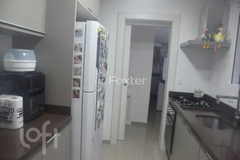 Image 10 - 226948