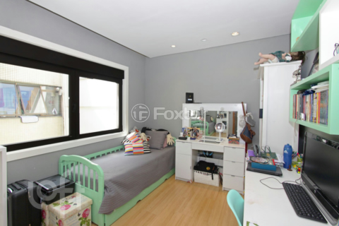 Image 21 - 226949