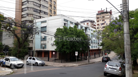 Image 29 - 227006