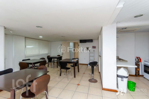 Image 30 - 227068