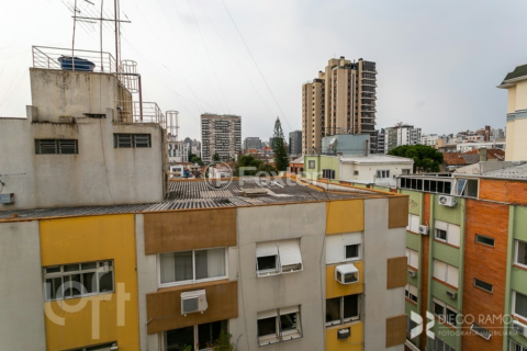 Image 29 - 227200