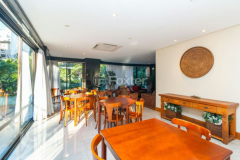 Image 32 - 227979