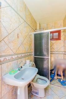 Image 35 - 228573