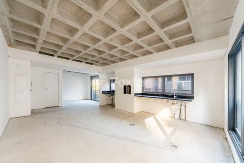 Image 6 - 228614