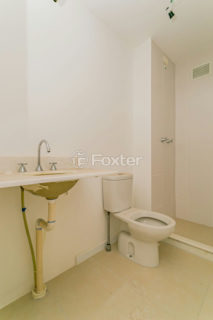 Image 21 - 228696