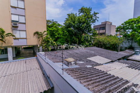 Image 11 - 228782