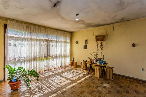 Image 15 - 228866