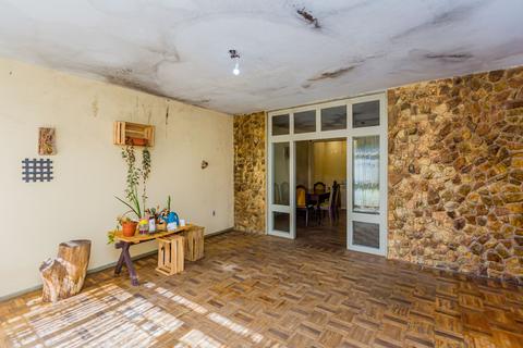 Image 17 - 228866