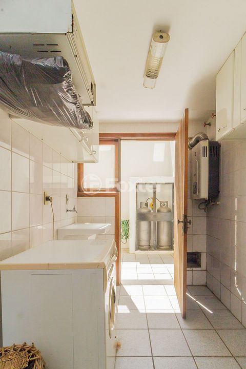 Image 28 - 229506