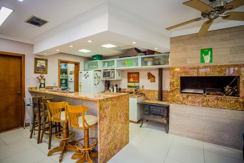 Image 70 - 229712