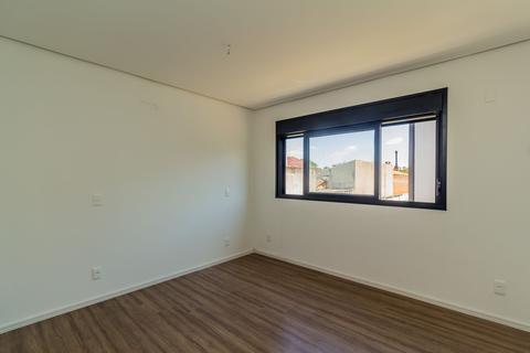 Image 25 - 229818