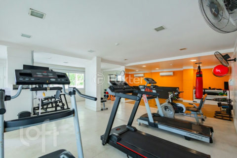 Image 28 - 230548