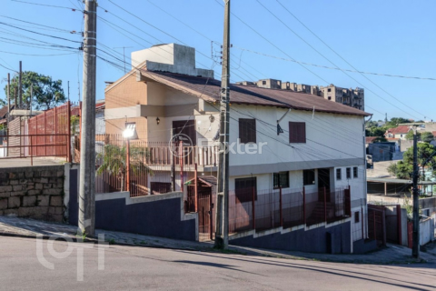 Image 52 - 231325