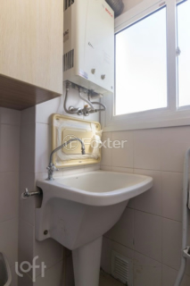 Image 17 - 231404