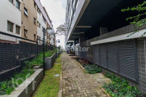 Image 43 - 231583