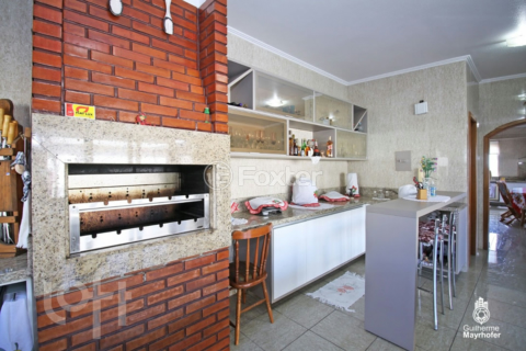 Image 7 - 232581