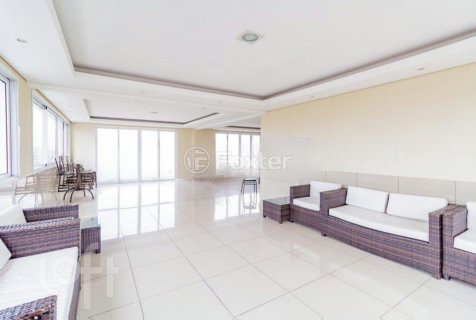 Image 38 - 233335