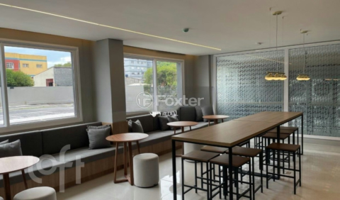Image 31 - 233600