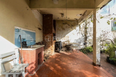 Image 38 - 233995