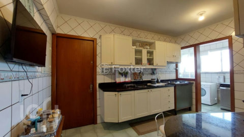 Image 30 - 234903