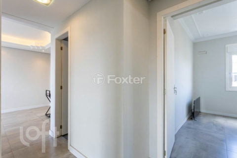 Image 40 - 235140