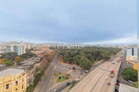 Image 25 - 235140