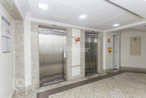 Image 17 - 235404