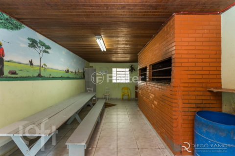 Image 19 - 235442
