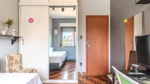 Image 19 - 236512