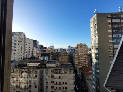 Image 15 - 236652