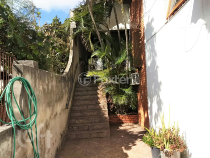 Image 8 - 236936