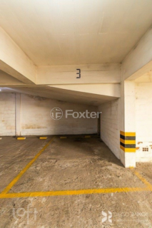Image 30 - 237302