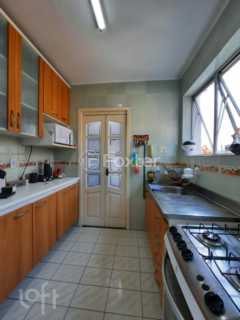 Image 9 - 237337