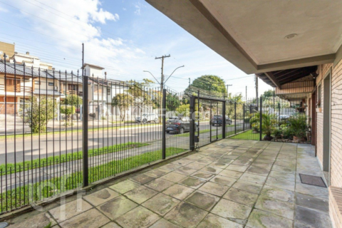Image 35 - 237379