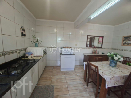 Image 21 - 237400