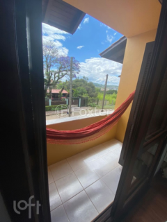 Image 17 - 237586