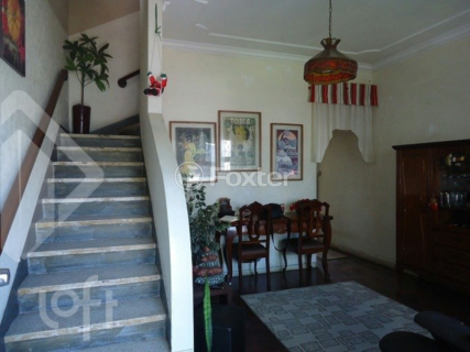 Image 8 - 237746