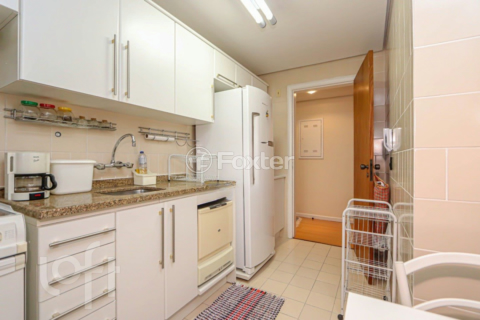 Image 7 - 237777