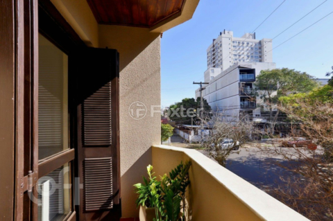 Image 29 - 238704