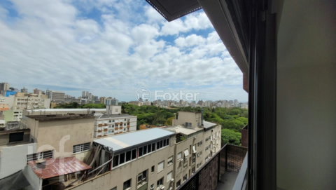 Image 28 - 239225