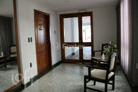 Image 3 - 239241