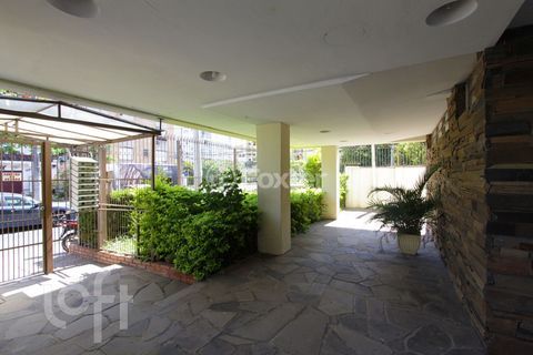 Image 20 - 239308