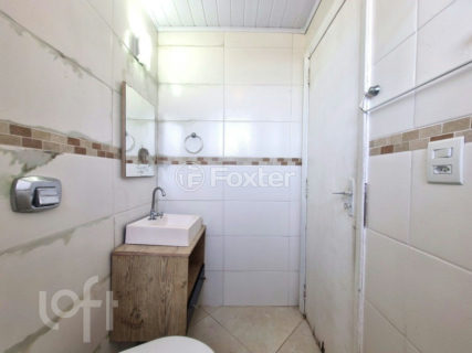 Image 9 - 239446