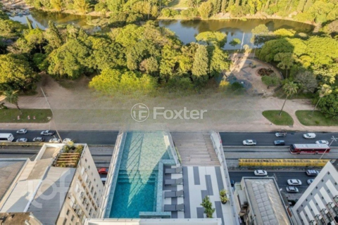 Image 25 - 239544