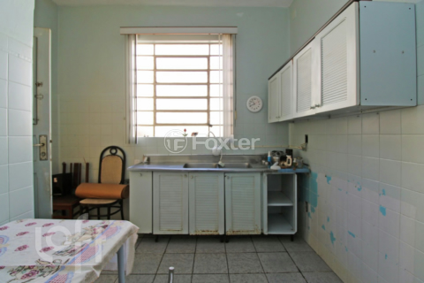 Image 4 - 240284