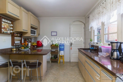 Image 33 - 240433