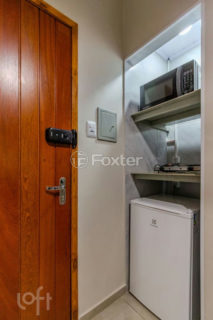 Image 3 - 240779